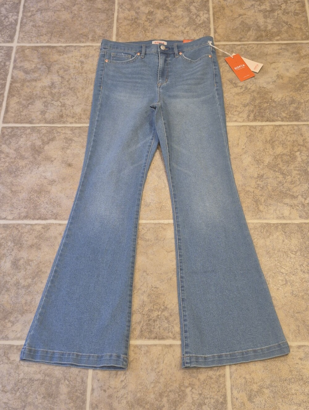 NWT Sofia Vergara Melisa High Rise Flare Jeans Size 6, 1% Spandex